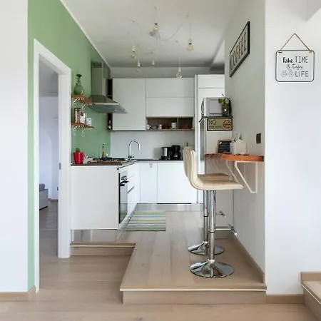 Plum Guide - Namaste Apartment Milan
