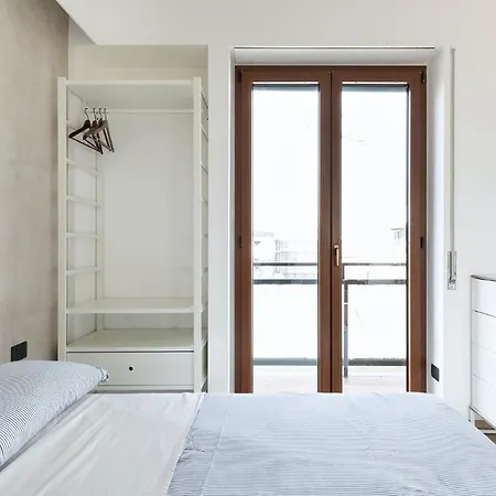 Plum Guide - Namaste Apartment